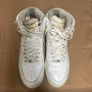 White Nike Air Force